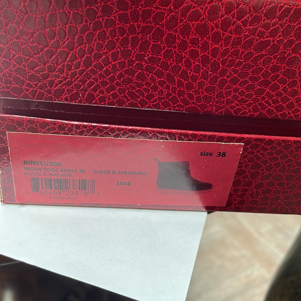 Brand new Tamara Mellon Inside Edge - Picture 2 of 4